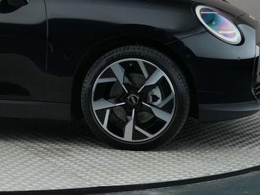 Mini Hatch Classic Cooper SE — photo 14