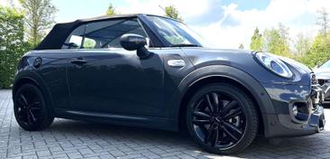 Mini Cabrio John Cooper Works — photo 4