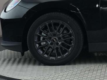 Mini Hatch Essential Cooper E — photo 17