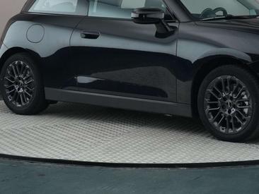 Mini Hatch Essential Cooper E — photo 19