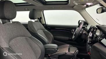 Mini Cooper E — photo 15