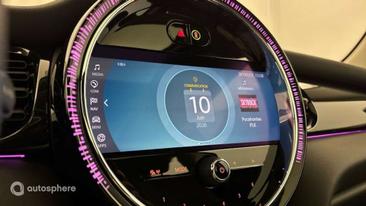 Mini Cooper E — photo 19