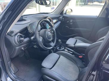 Mini Cooper E — photo 4