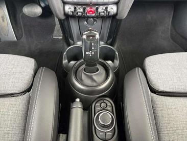 Mini Cooper E Camden — photo 11