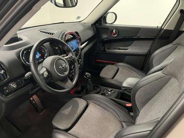 Mini Countryman COOPER SE — photo 4