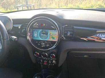 Mini Cooper E Camden — photo 4