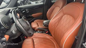 Mini Cooper E — photo 11