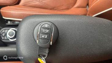Mini Cooper E — photo 15
