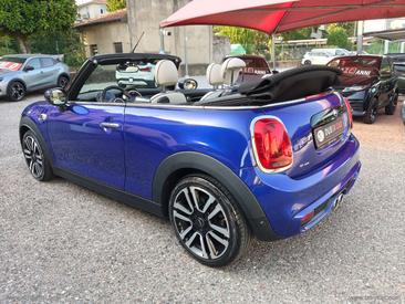 Mini Cabrio COOPER — photo 4