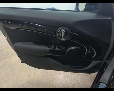 Mini 5 Portes Classic Cooper — photo 12