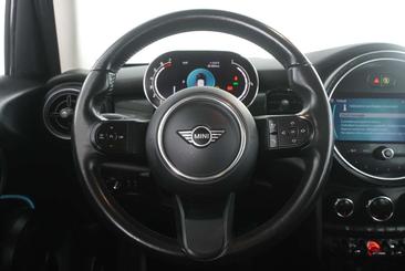 Mini 5 Portes Classic Cooper — photo 11