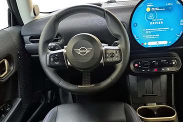 Mini Cooper Classic — photo 10