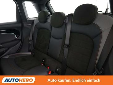 Mini Cooper JCW S — photo 12