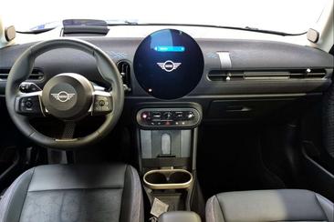 Mini Cooper Classic — photo 11