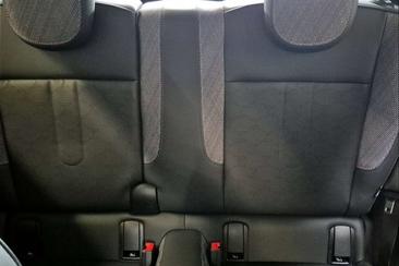 Mini Cooper Classic — photo 15