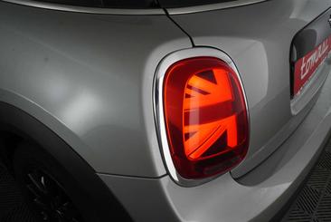 Mini 5 Portes Classic Cooper — photo 15