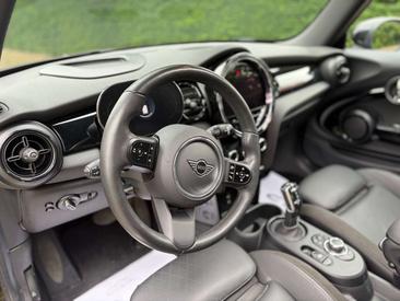 Mini Cooper — photo 16