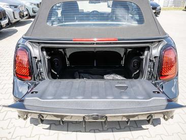Mini Cabrio JCW Cooper S — photo 19