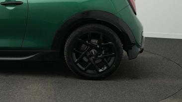 Mini Cooper JCW S — photo 11