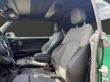 Mini Cabrio — photo 16