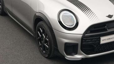 Mini Cooper JCW S — photo 18