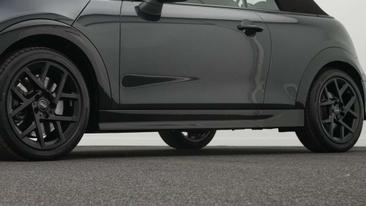 Mini Cabrio JCW Cooper — photo 17