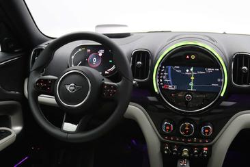 Mini Countryman COOPER SE — photo 7