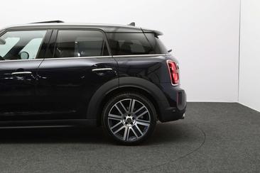 Mini Countryman COOPER SE — photo 17