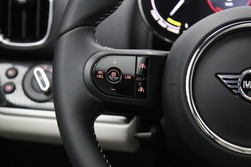 Mini Countryman COOPER SE — photo 19