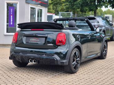 Mini Cabrio John Cooper Works — photo 21