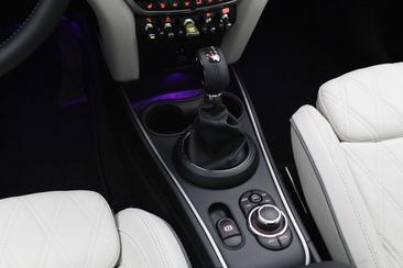 Mini Countryman COOPER SE — photo 29