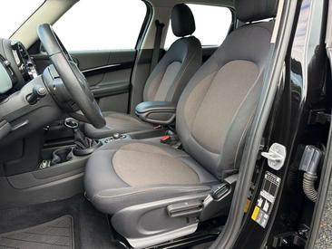Mini Countryman COOPER SE — photo 17