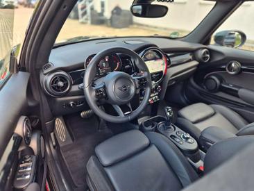 Mini Cabrio John Cooper Works — photo 26