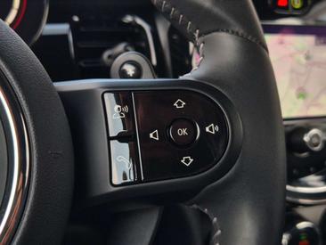 Mini Cabrio John Cooper Works — photo 36