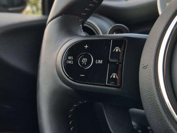 Mini Cabrio John Cooper Works — photo 37