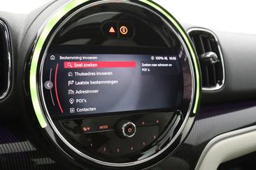 Mini Countryman COOPER SE — photo 40