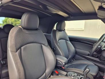 Mini Cabrio John Cooper Works — photo 44