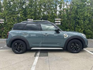 Mini Countryman COOPER SE — photo 3