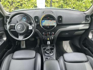 Mini Countryman COOPER SE — photo 7