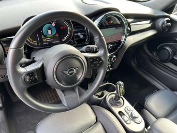 Mini Electric Classic Cooper SE — photo 7