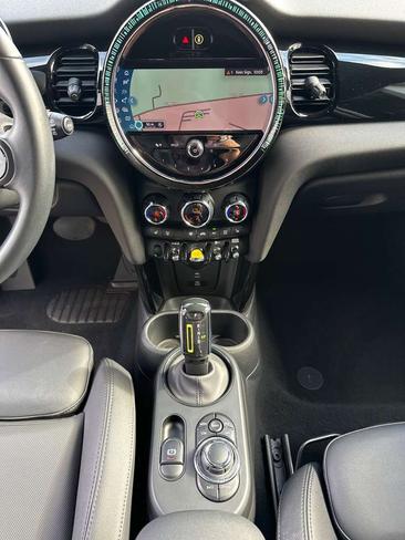 Mini Electric Classic Cooper SE — photo 13