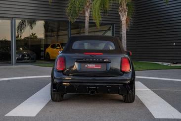 Mini Cabrio John Cooper Works — photo 8