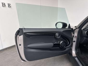 Mini Cooper Classic S — photo 6