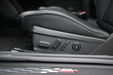 Mini Hatch JCW John Cooper Works — photo 9