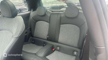 Mini Cooper E — photo 13