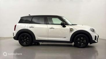 Mini Countryman COOPER SE — photo 4