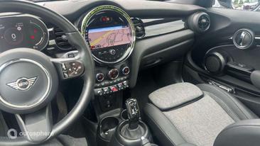 Mini Cooper E — photo 19