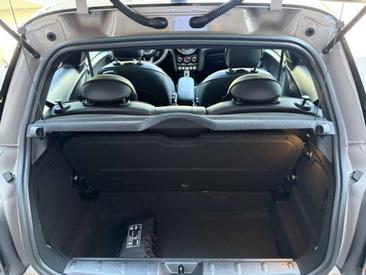 Mini Hatch Yours Cooper S — photo 10