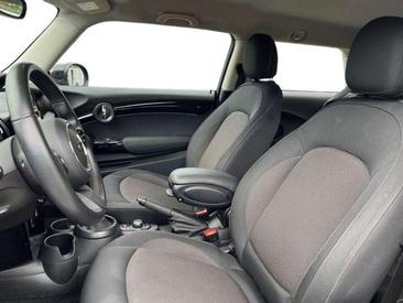 Mini Hatch Cooper — photo 8