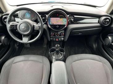 Mini Hatch Cooper — photo 9